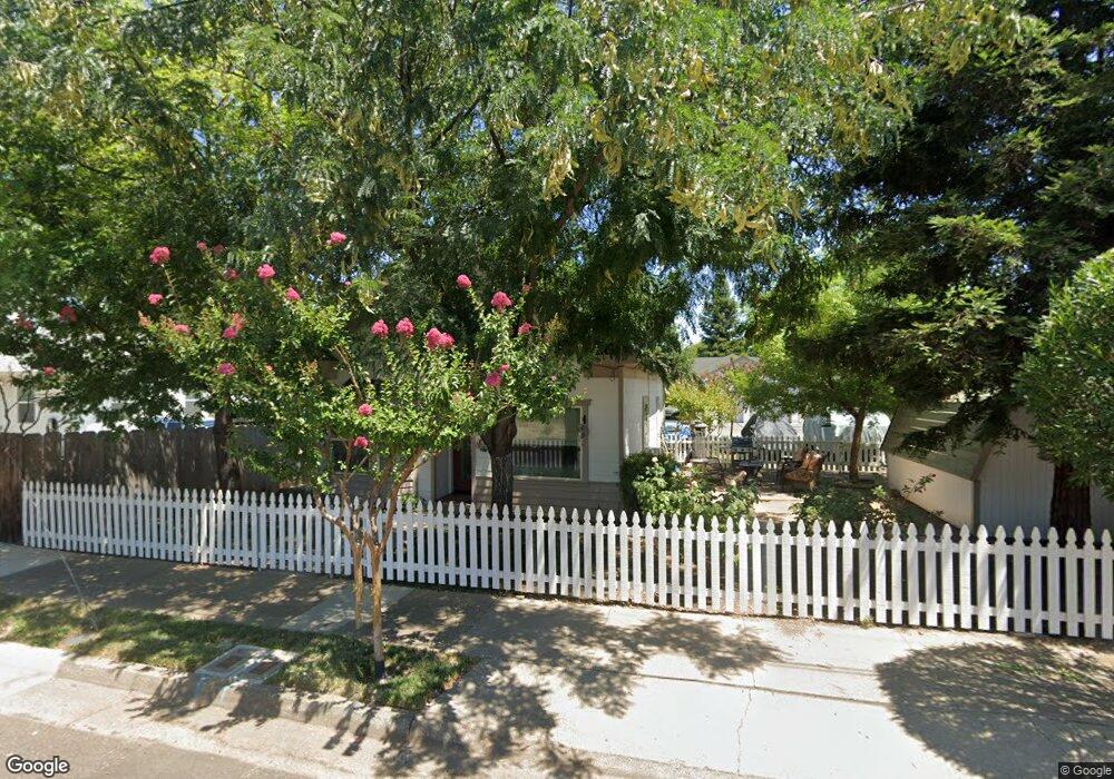 1733 Willis St, Redding, CA 96001 - photo 1