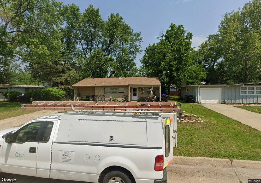 1548 SW 23rd Park, Topeka, KS 66611 - photo 1