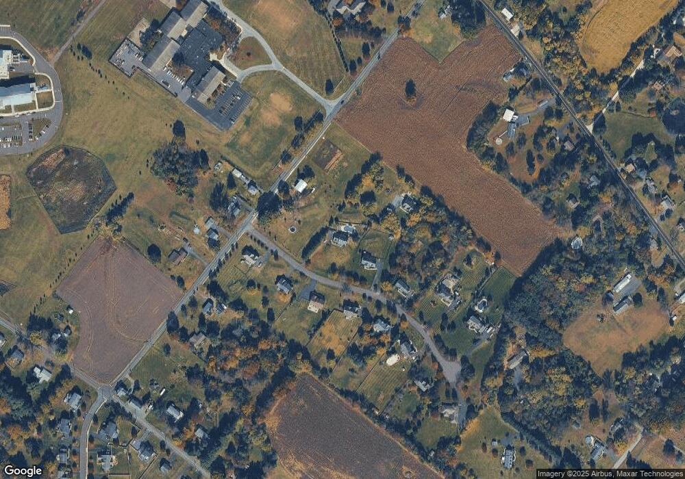 18 Meadow Ln, Pottstown, PA 19465 - photo 1