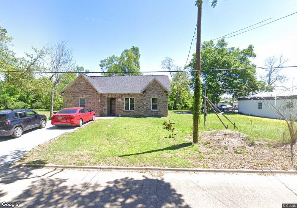 703 S Cherry St, Lake Charles, LA 70601 - photo 1
