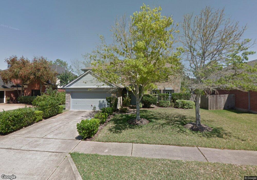 3913 Greenwood Dr, Pearland, TX 77584 - photo 1