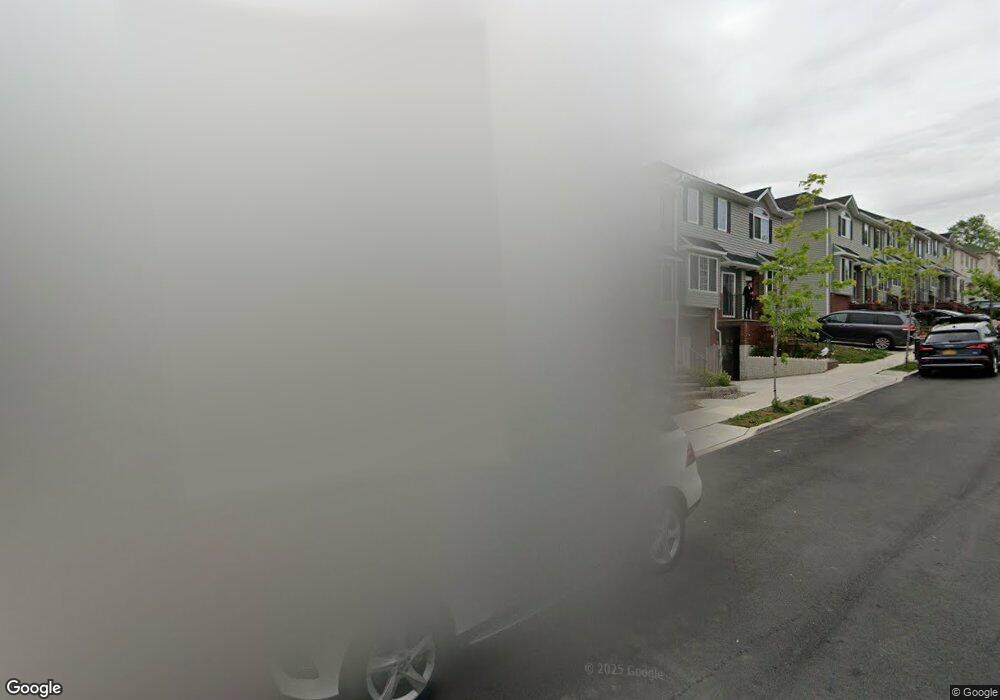 79-106 Burgundy Loop, Staten Island, NY 10304 - photo 1