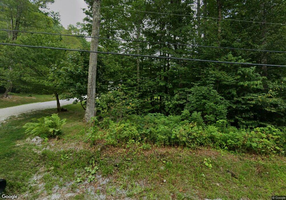 406 Old Coach Rd, Killington, VT 05751 - photo 1