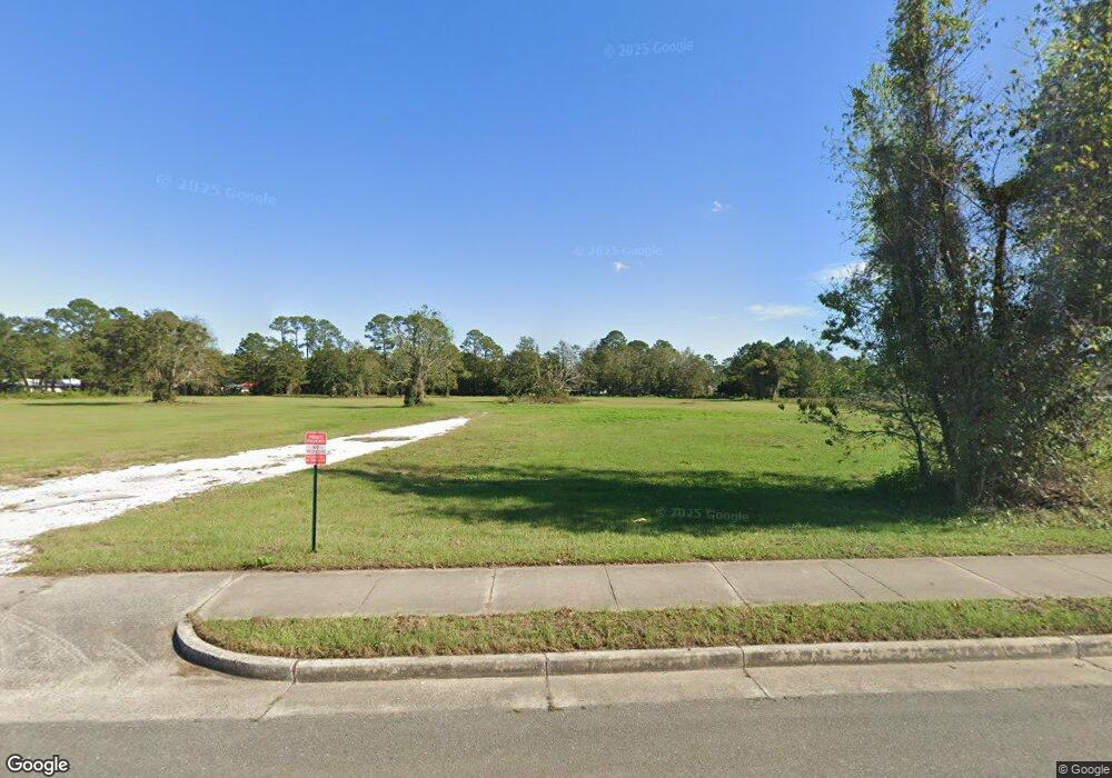 5574 Altama Ave, Brunswick, GA 31525 - photo 1