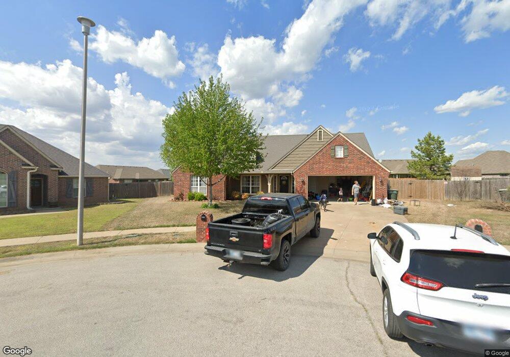 2105 S Javine Ct, Skiatook, OK 74070 - photo 1