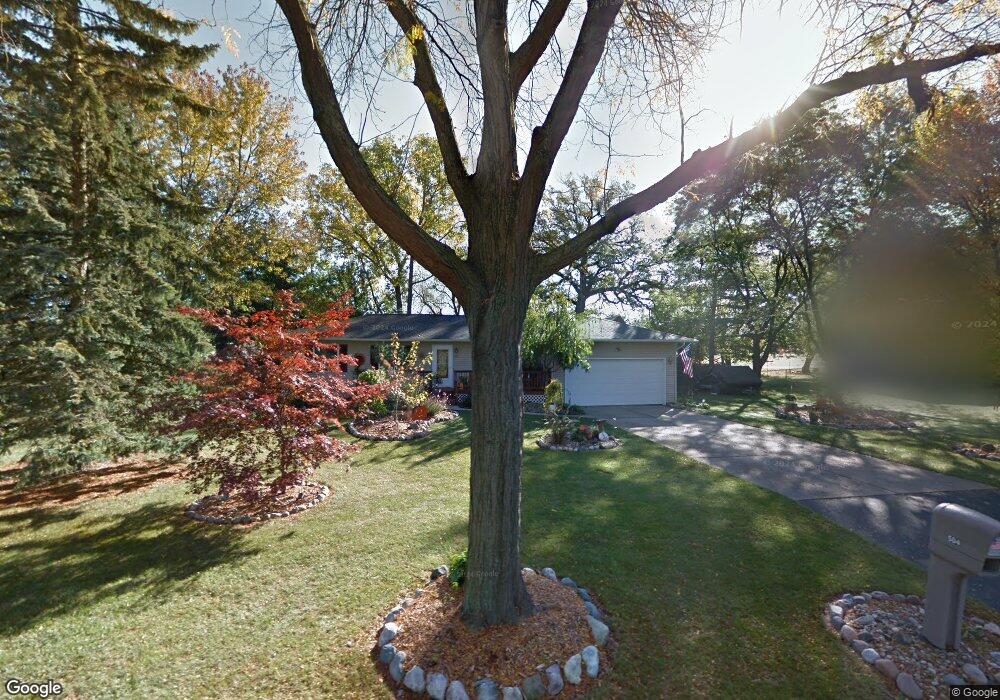 504 Hut West Dr, Flushing, MI 48433 - photo 1