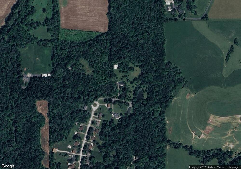 5600 Briarhill Dr, Floyds Knobs, IN 47119 - photo 1