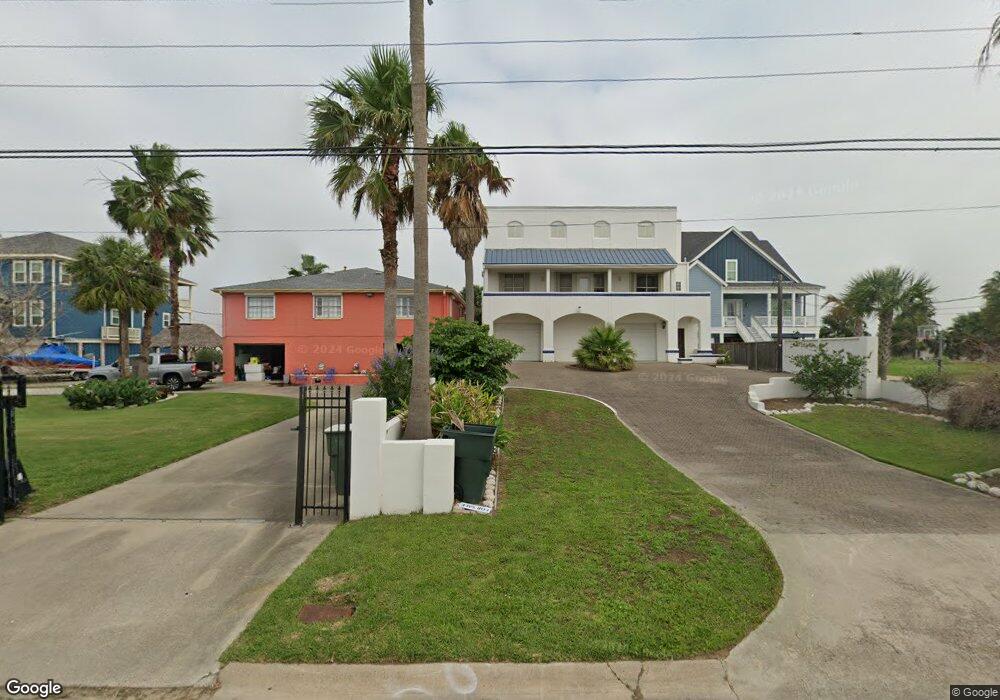 8020 Channelview Dr, Galveston, TX 77554 - photo 1