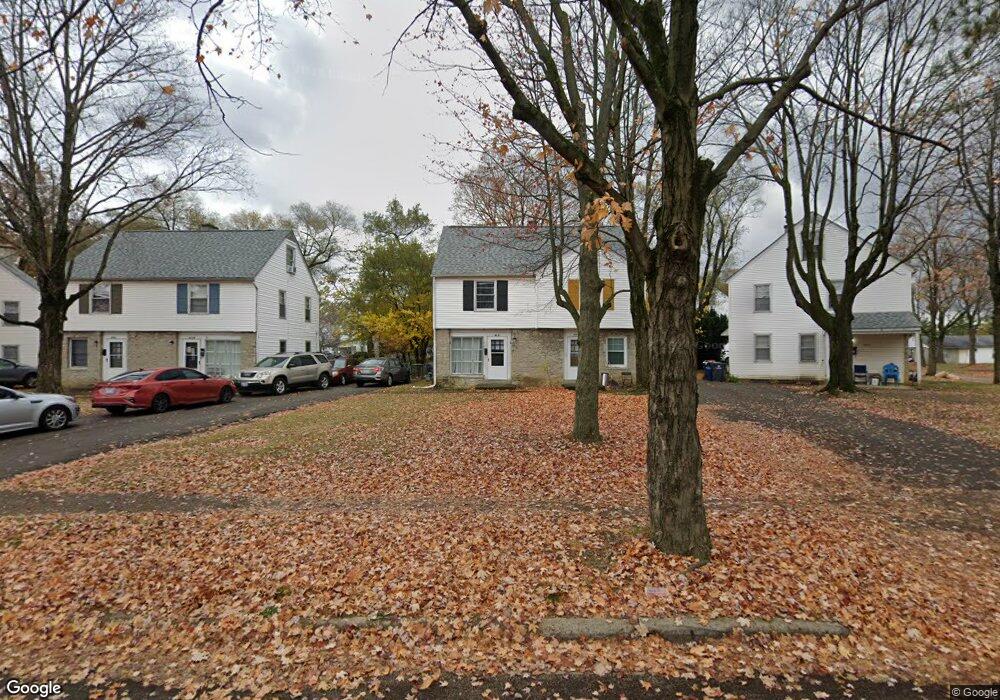 4029 Abbey Ct unit 31, Columbus, OH 43213 - photo 1