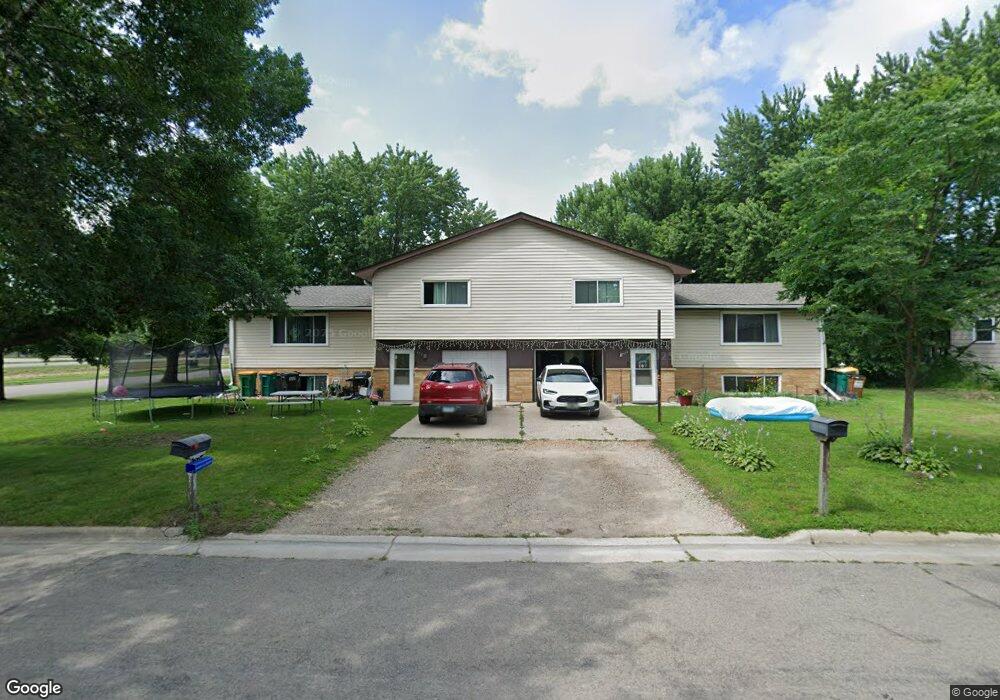 1722 Gateway Dr, Albert Lea, MN 56007 - photo 1