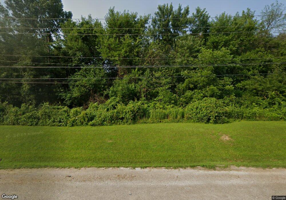1010 Waverly Rd, Davenport, IA 52804 - photo 1