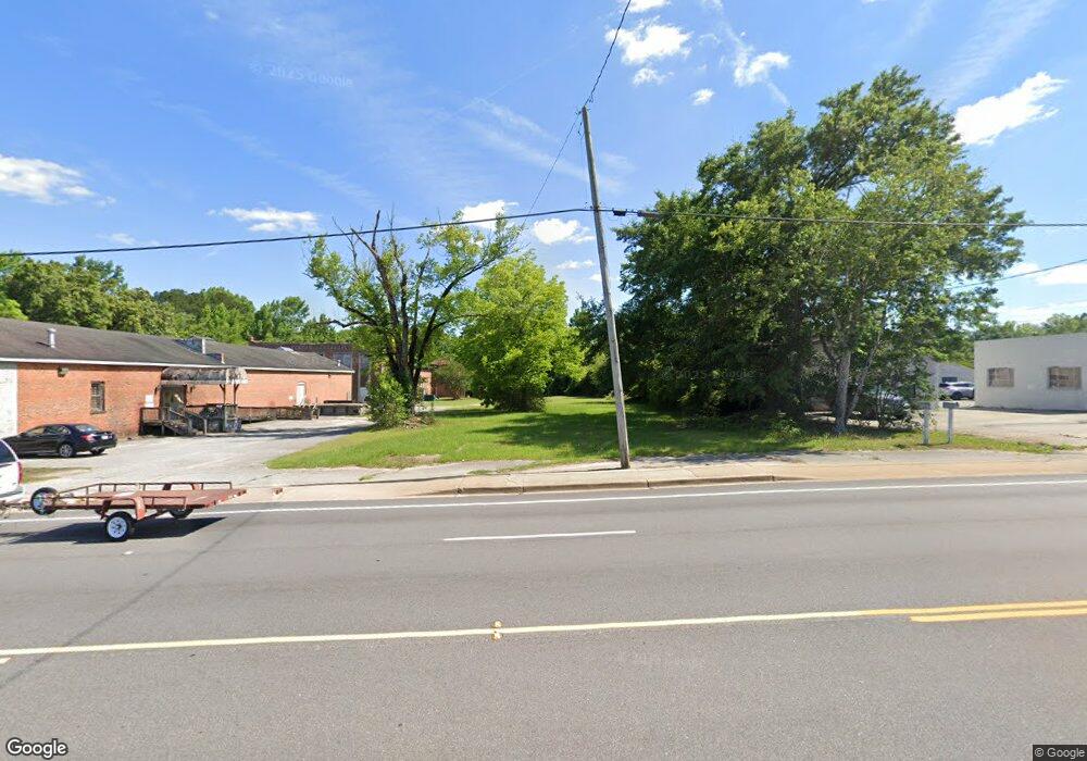 119 E Dekalb St, Camden, SC 29020 - photo 1