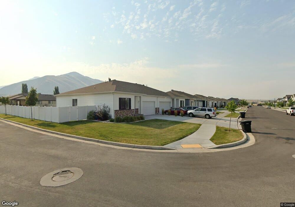 341 S 1170 E, Hyrum, UT 84319 - photo 1
