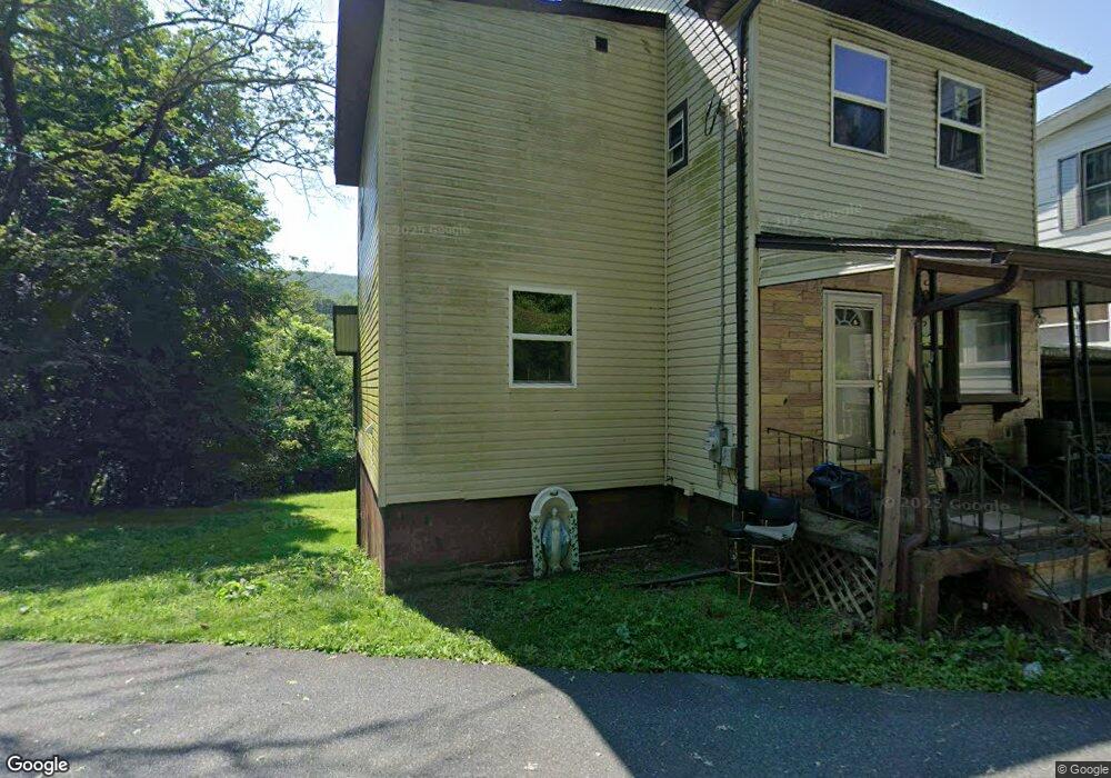 724 South St, Jim Thorpe, PA 18229 - photo 1