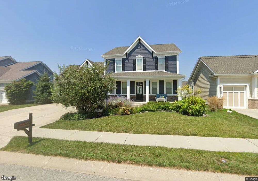 10804 Heatherfield Dr, Fishers, IN 46038 - photo 1