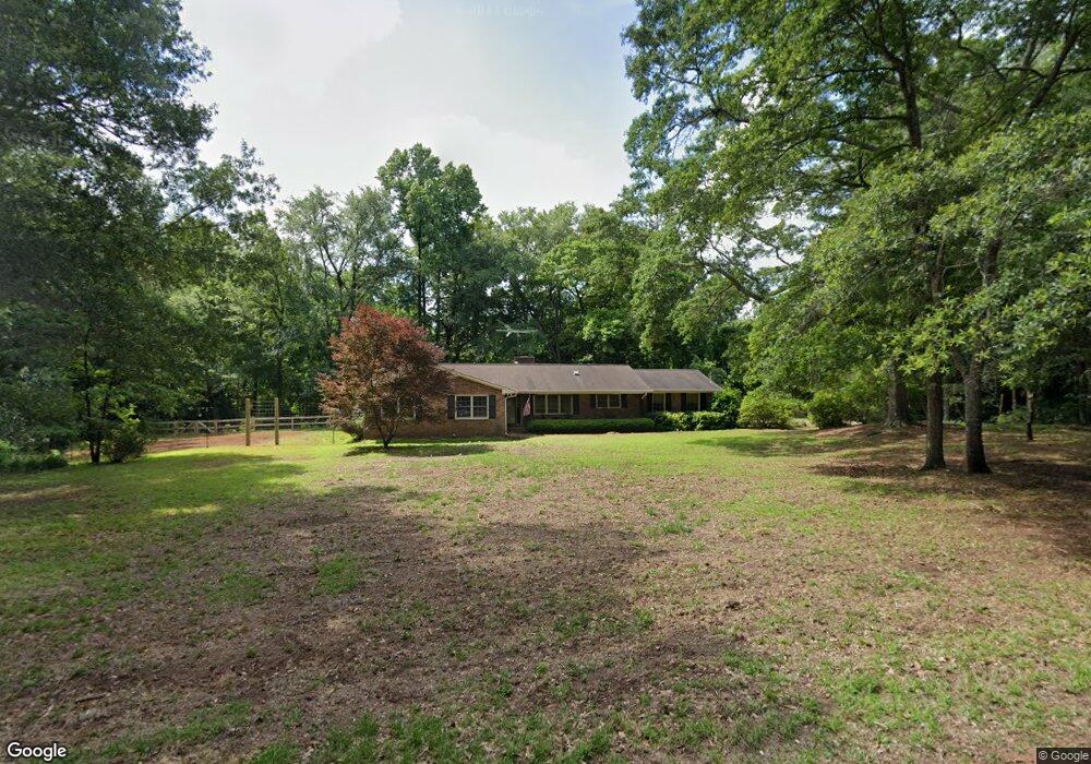 142 Forest Cir, Stephens, GA 30667 - photo 1