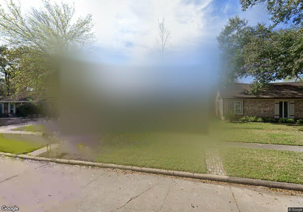 5618 Bent Bough Ln, Houston, TX 77088 - photo 1