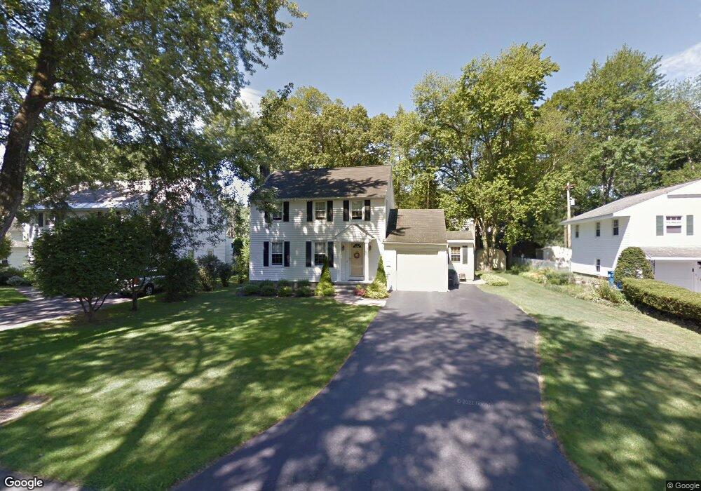 1531 Myron St, Schenectady, NY 12309 - photo 1