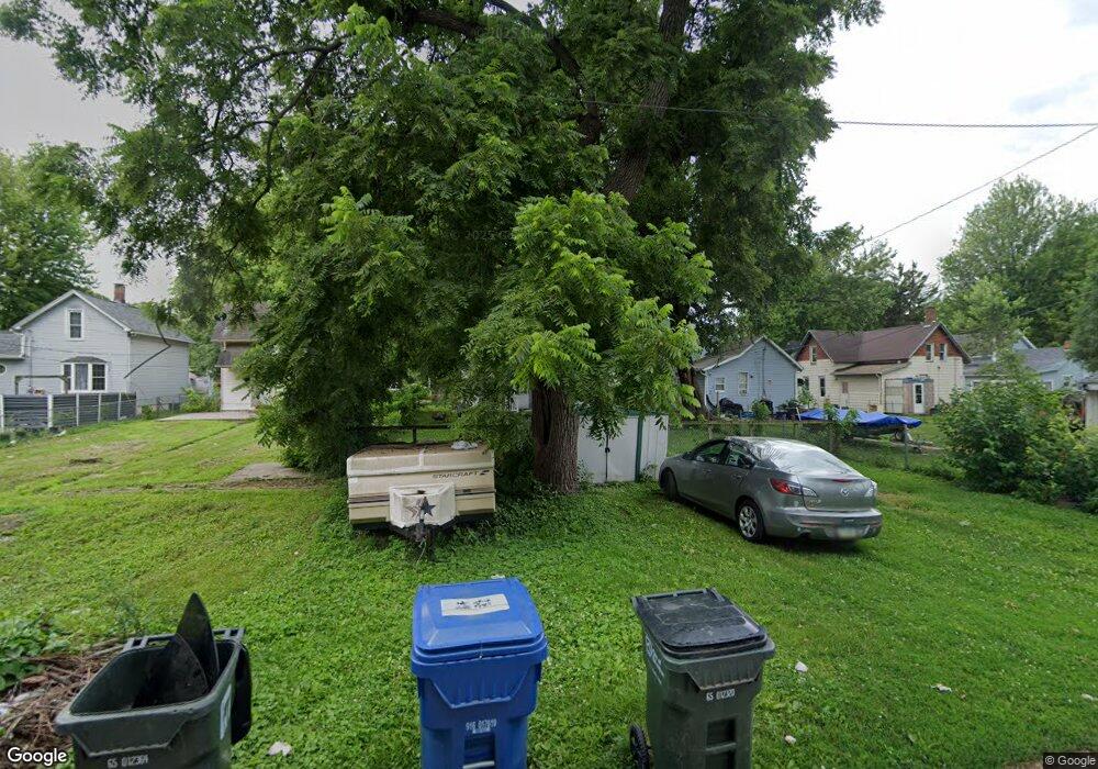 1514 W 6th St, Davenport, IA 52802 - photo 1