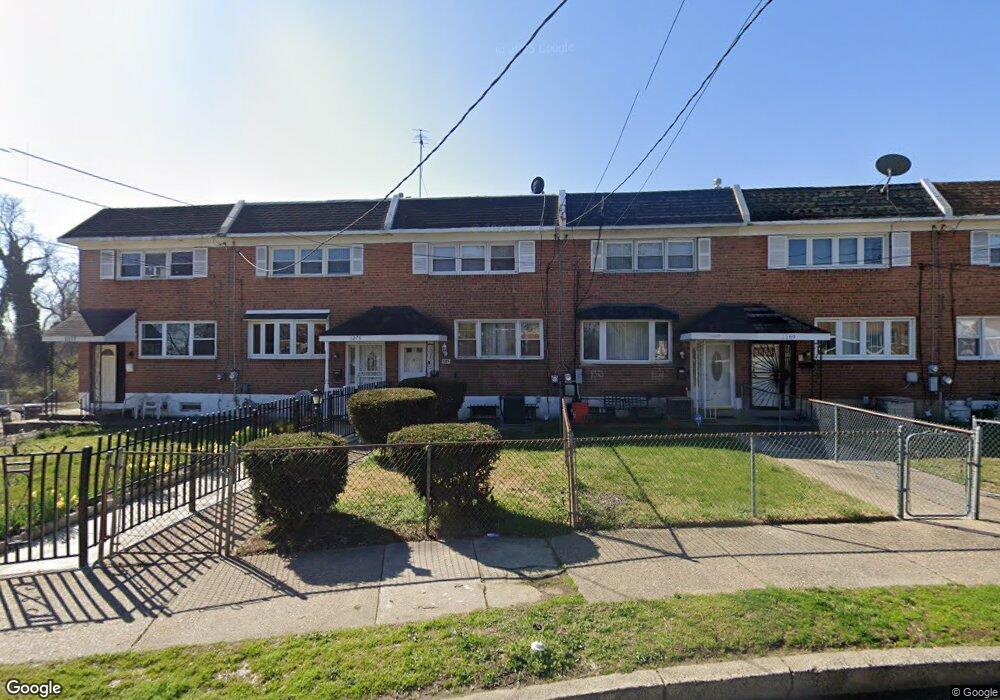 1273 Lakeshore Dr, Camden, NJ 08104 - photo 1