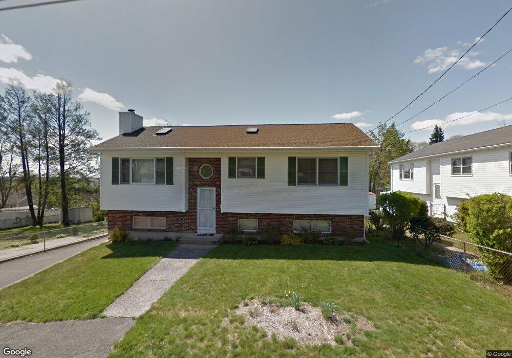 71 Traverse St, Waterbury, CT 06704 - photo 1