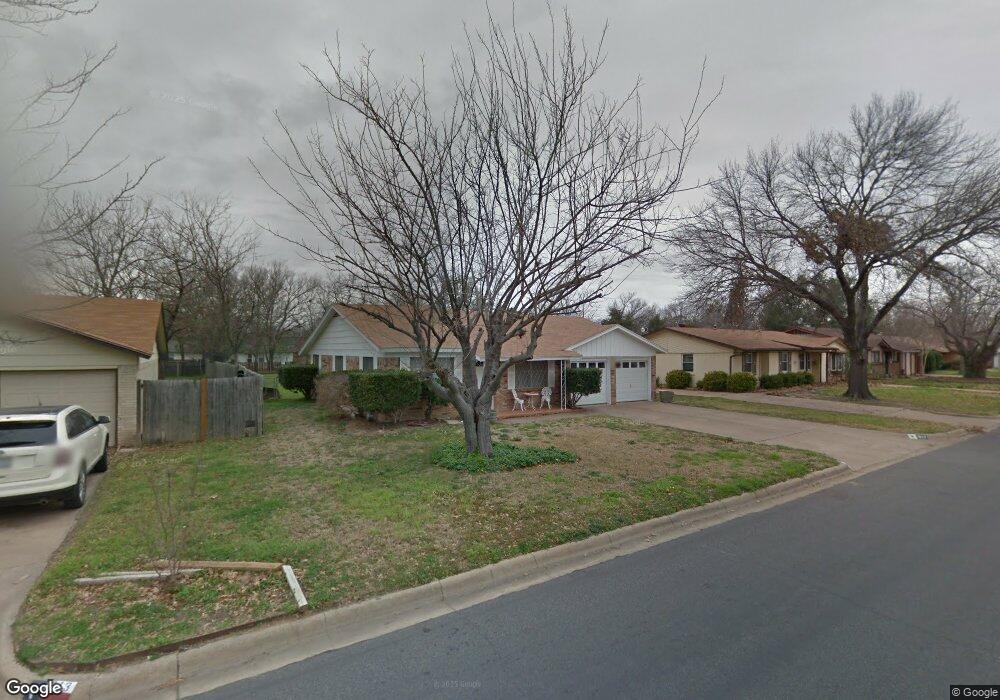 917 Russell Ln, Bedford, TX 76022 - photo 1