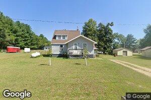420 N Main St, Dundee, IA 52038