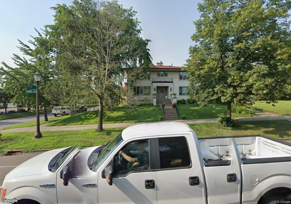 555 Summit Ave unit 4, Saint Paul, MN 55102 - photo 1