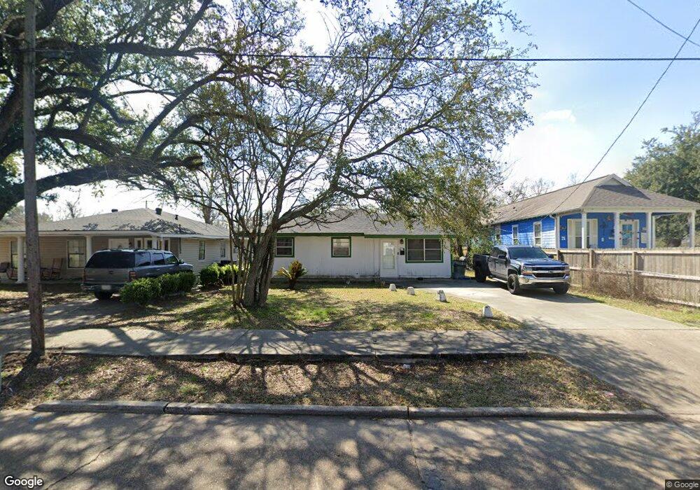 1618 Gieffers St, Lake Charles, LA 70601 - photo 1