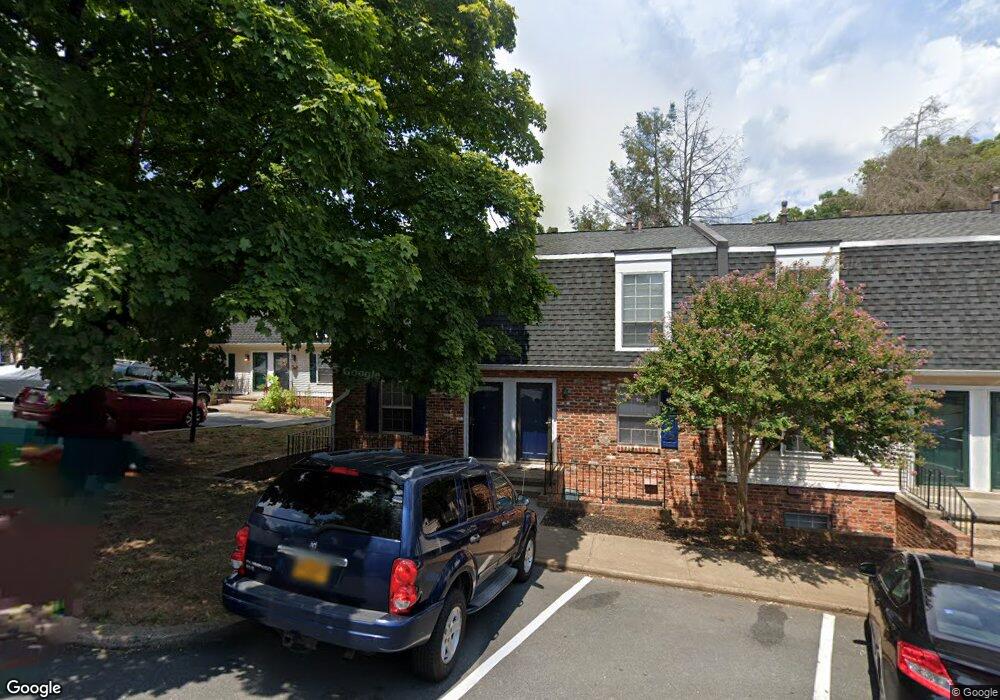 2653 Barracks Rd unit B, Charlottesville, VA 22901 - photo 1