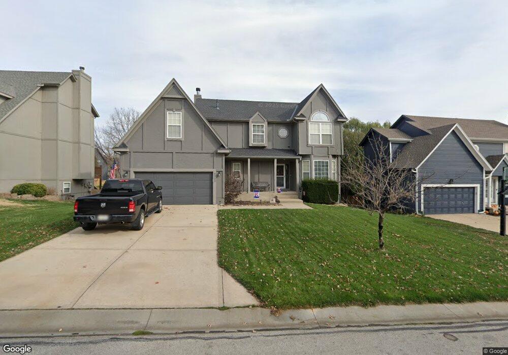 4909 Marion St, Shawnee, KS 66218 - photo 1