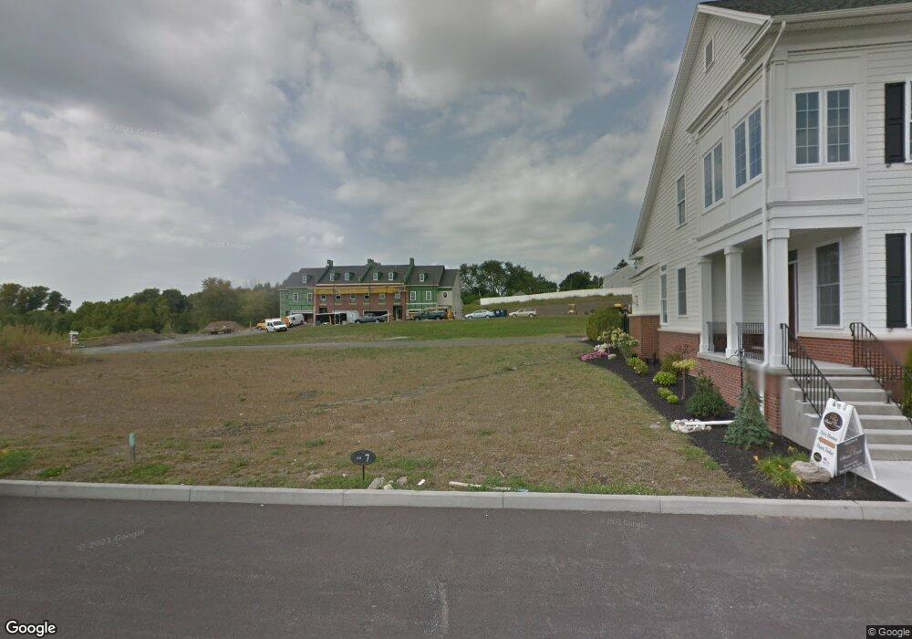 7 Sudbury Square, Colonie, NY 12110 - photo 1