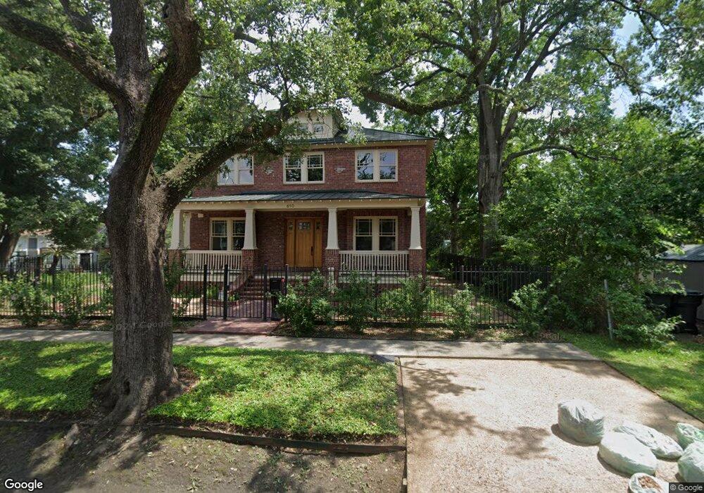 610 Algregg St, Houston, TX 77008 - photo 1