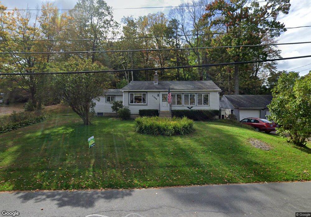 203 E Wakefield Blvd, Winsted, CT 06098 - photo 1