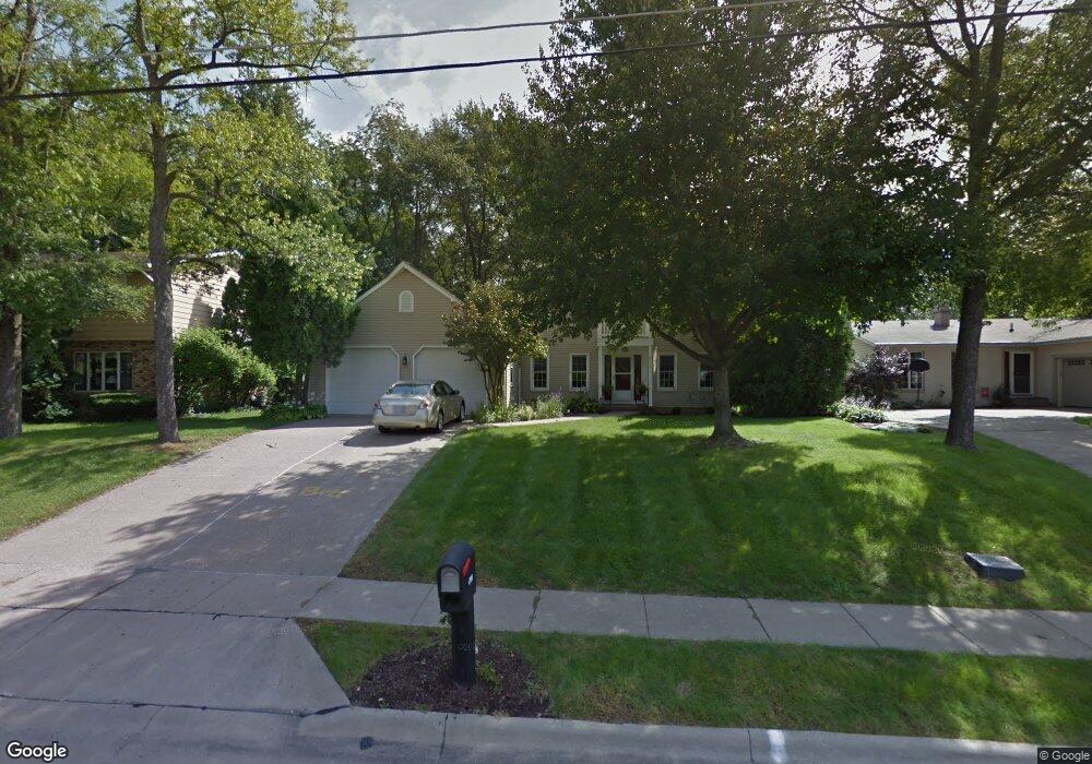 1705 14th St, Bettendorf, IA 52722 - photo 1