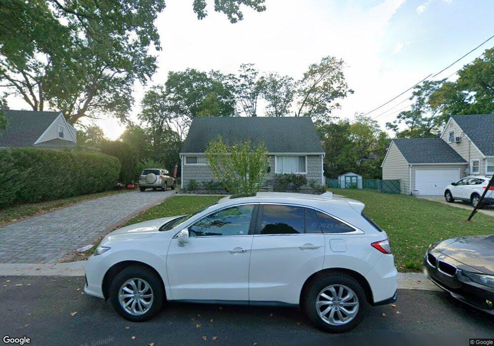 4 Wilcox Rd, New Brunswick, NJ 08901 - photo 1