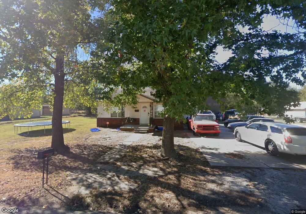 400 S Kern Ave, Okmulgee, OK 74447 - photo 1