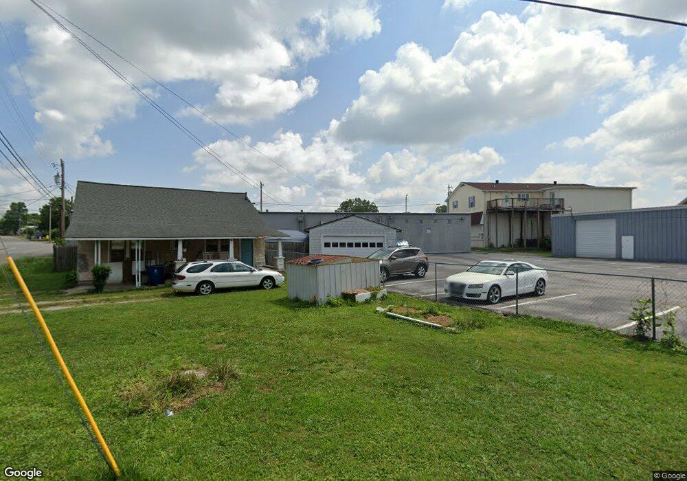 601 Hickerson St, Manchester, TN 37355 - photo 1