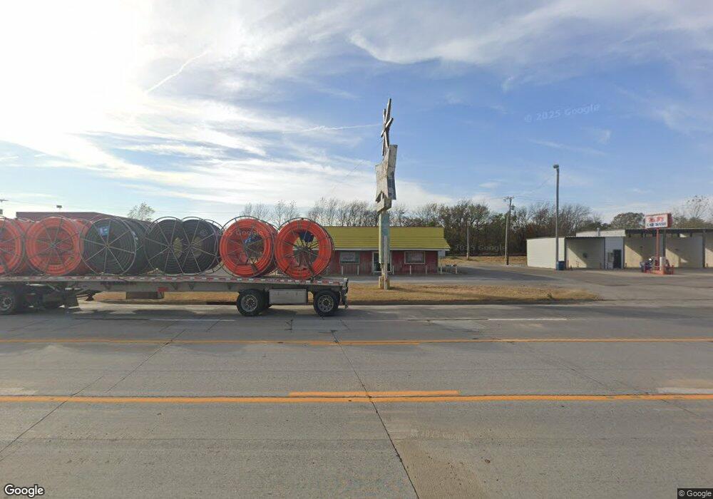 325 S Chouteau Ave, Chouteau, OK 74337 - photo 1