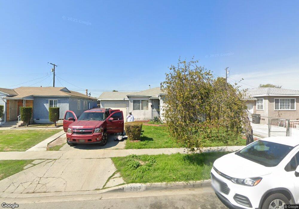 2207 N Grape Ave, Compton, CA 90222 - photo 1