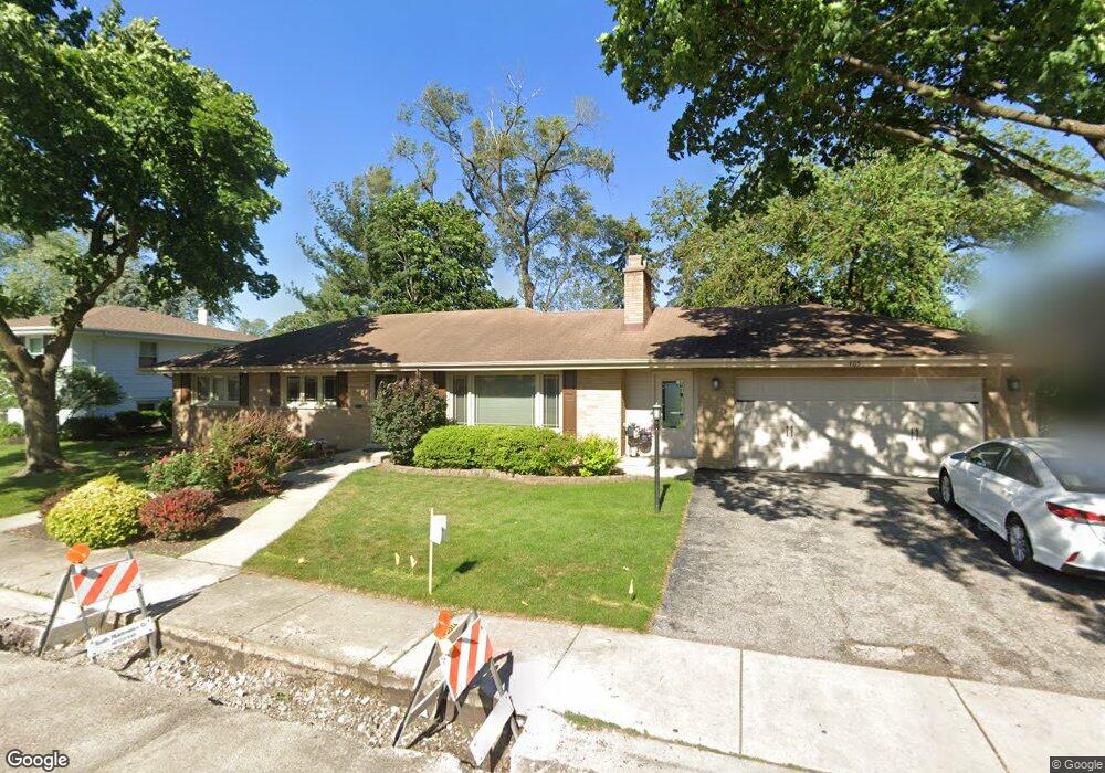 465 N Myrtle Ave, Elmhurst, IL 60126 - photo 1