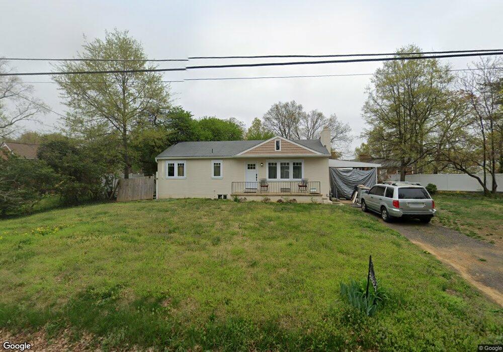 2624 James Dr, Alexandria, VA 22303 - photo 1