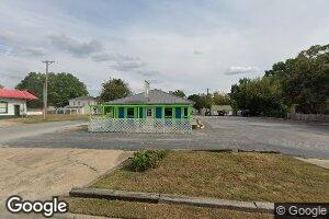 301 S Main St, Windsor, MO 65360