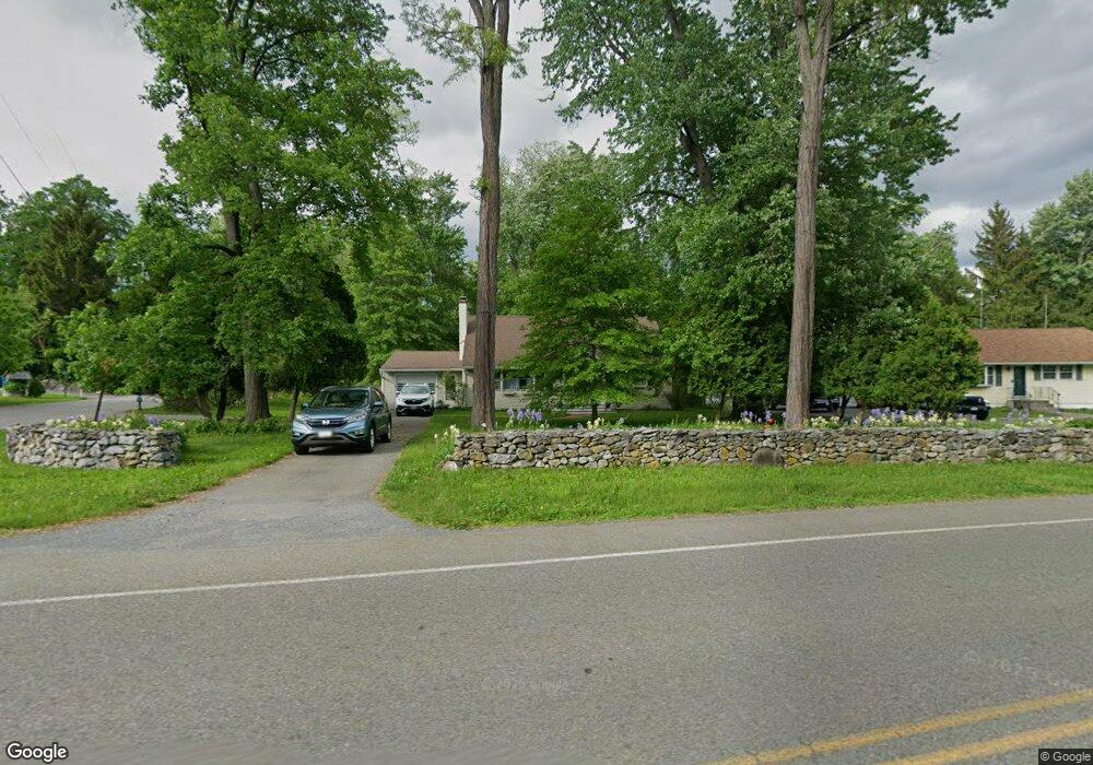 39 Victor Ln, Poughkeepsie, NY 12601 - photo 1