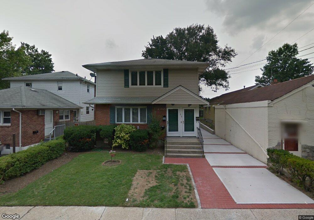 616 Tulip Ave unit 2nd, Floral Park, NY 11001 - photo 1