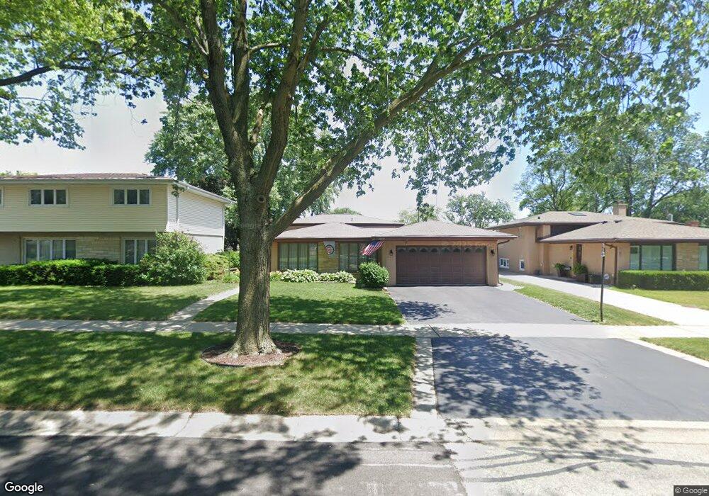 2065 Plainfield Dr, Des Plaines, IL 60018 - photo 1