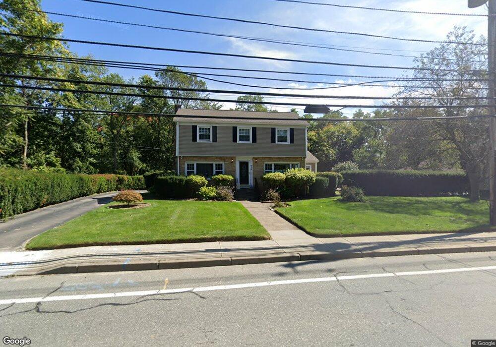 926 Pontiac Ave, Cranston, RI 02920 - photo 1