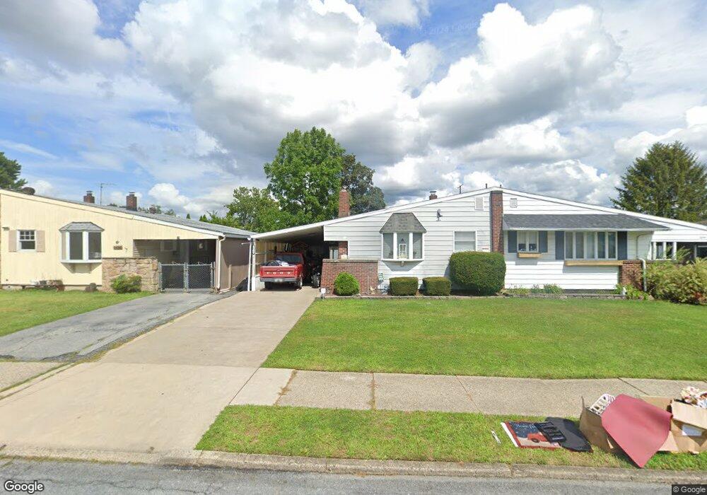 1520 Siegfried St, Bethlehem, PA 18017 - photo 1