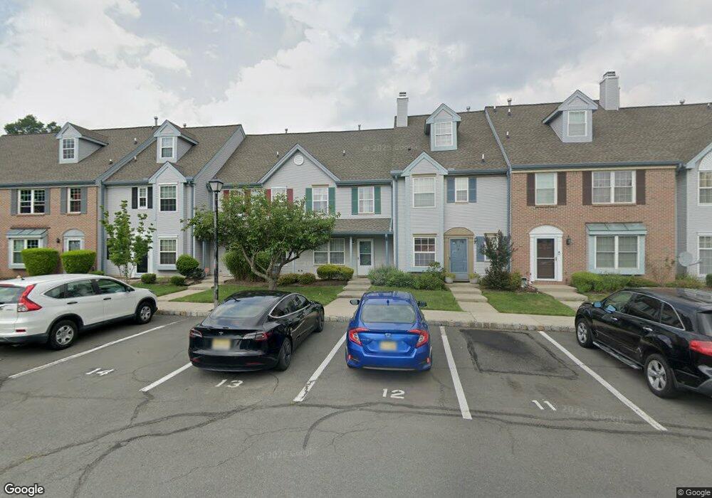 73 Lynnette Ct unit 73, Kendall Park, NJ 08824 - photo 1