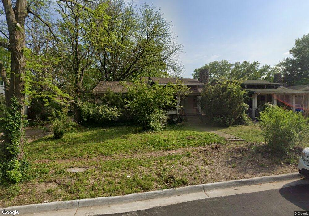 2011 SW 2nd St, Topeka, KS 66606 - photo 1